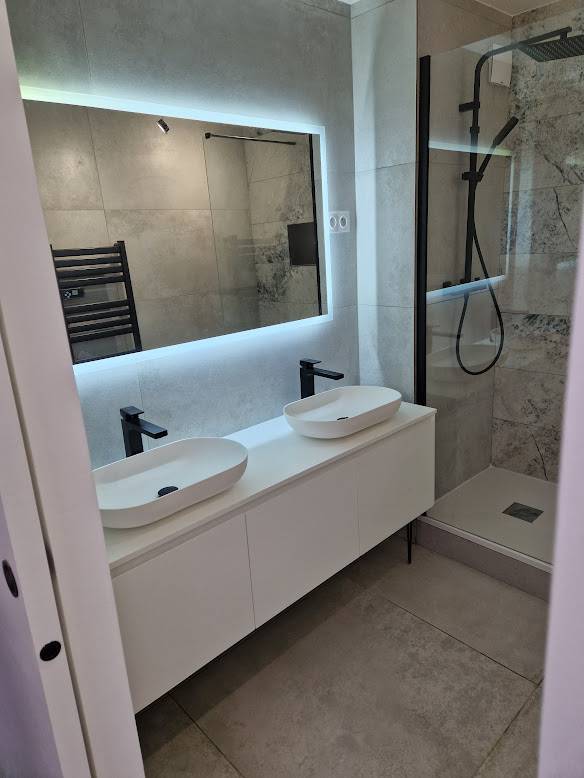 Rénovation salle de bain complète dans un appartement