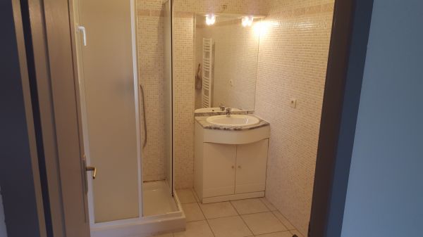 Rénovation d'une salle de bain a Aubagne avant